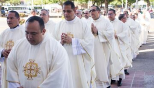 Sacerdotes y diáconos de América Latina y el Caribe: Convocados a retiros espirituales para vivir con dinamismo la sinodalidad