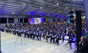 En su 70 aniversario Loyola gradúa 307 nuevos bachilleres técnicos